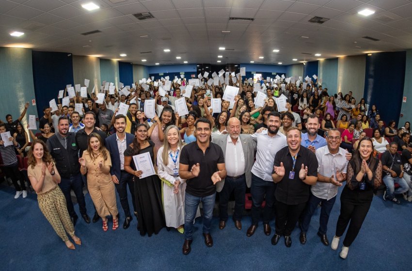 Emprega Jovem MCZ transforma qualidade de vida de mais de 2 mil jovens da capital