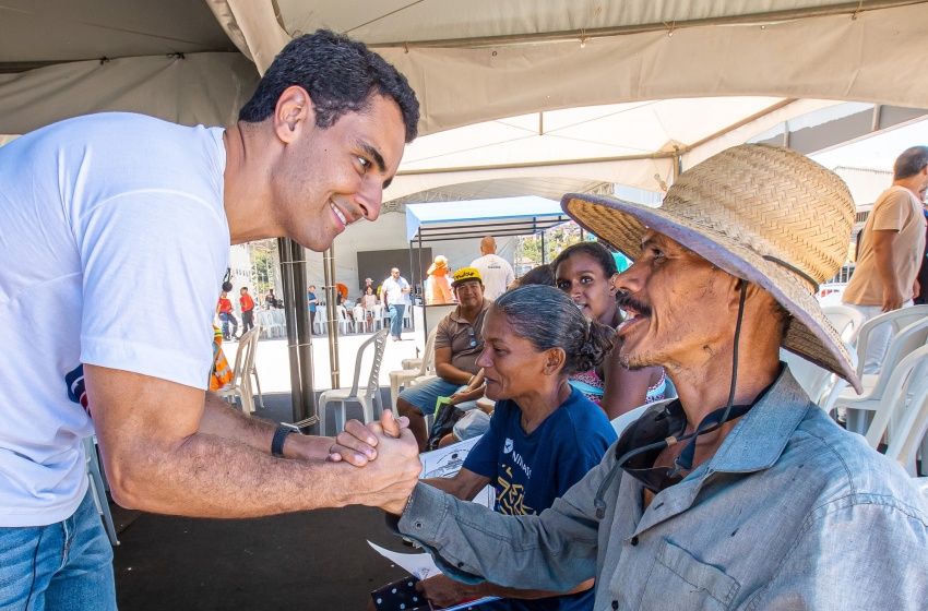 Prefeitura humaniza ações no Vale do Reginaldo e moradores vivem nova realidade