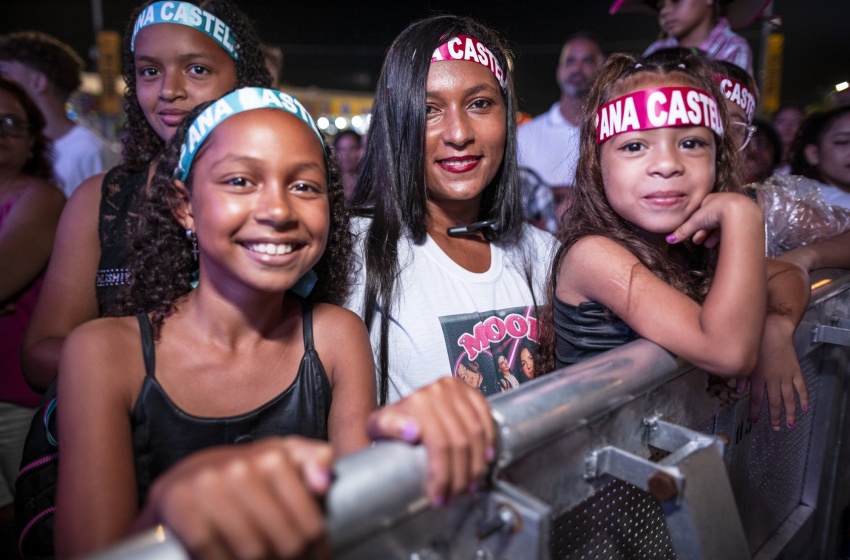 Medidas preventivas garantem que famílias curtam shows do São João em segurança