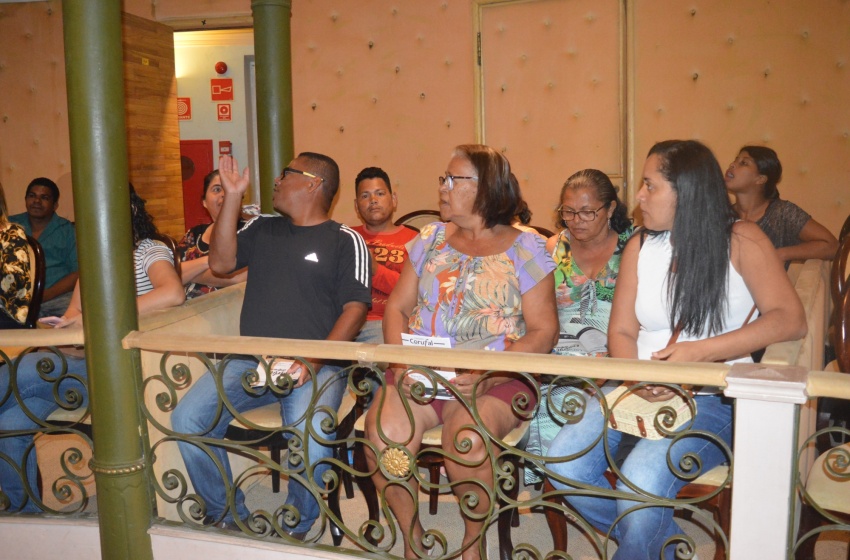 Alunos da rede municipal participam da programação de 111 anos do Teatro Deodoro