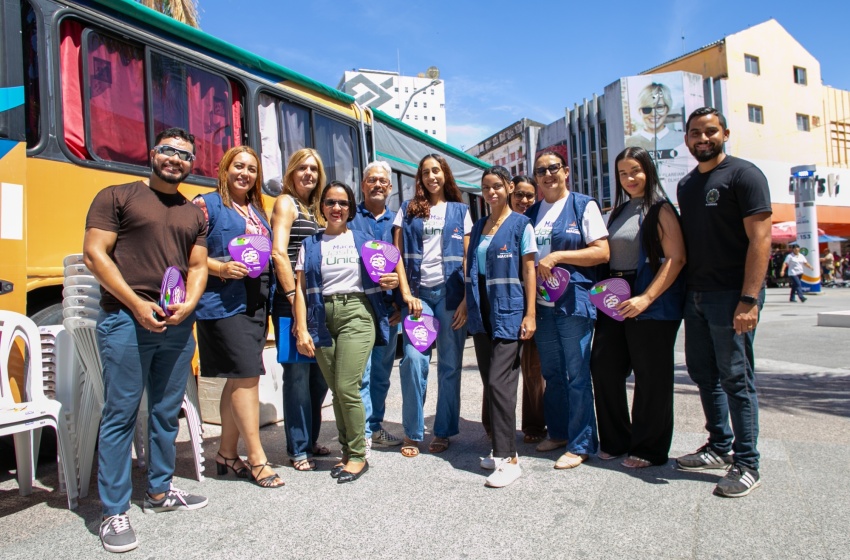 Atendimentos da ação Semdes Itinerante foram levados ao Calçadão do Comércio