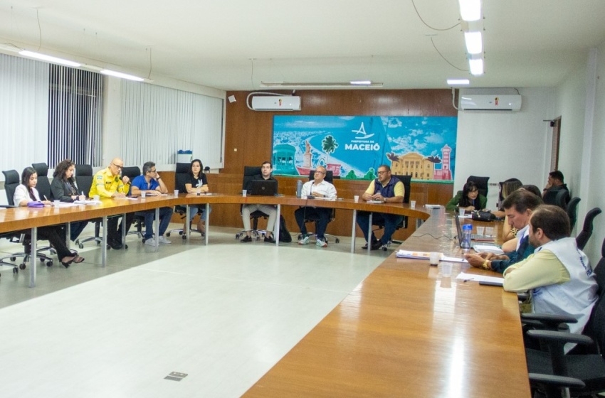 Secretarias apresentam ações para preparar Maceió para o verão 2024
