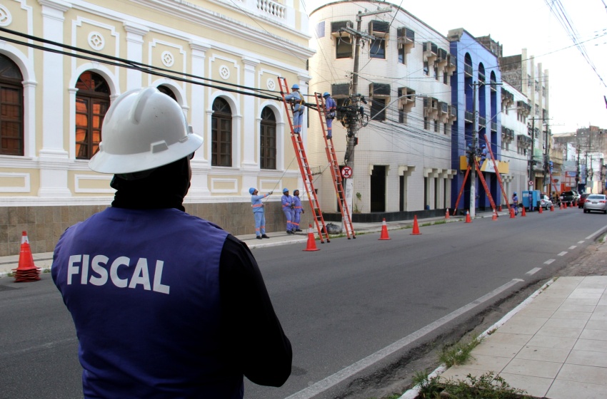 Projeto Poste Limpo vai reorganizar quase 18 quilômetros de cabos no Centro de Maceió