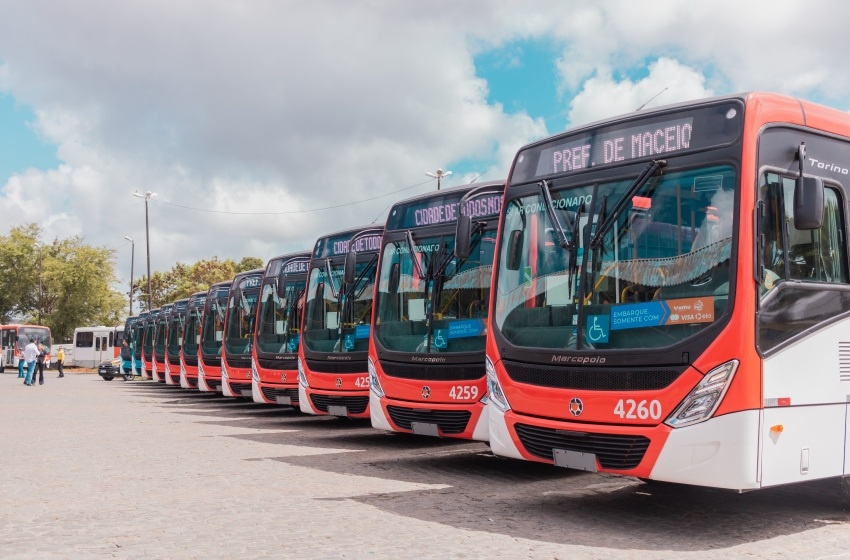 Geladões entregues por Prefeitura garantem conforto no deslocamento dos maceioenses