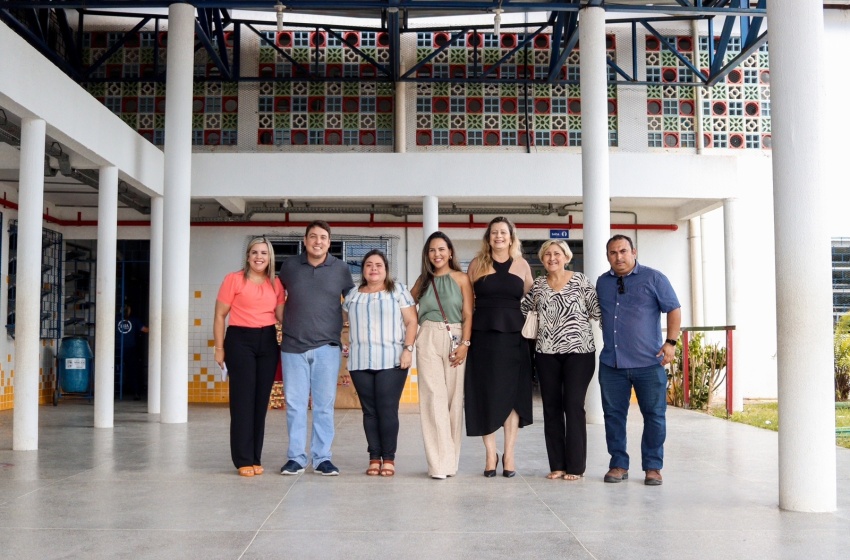Secretário de Educação encerra ano com últimas visitas a escolas municipais