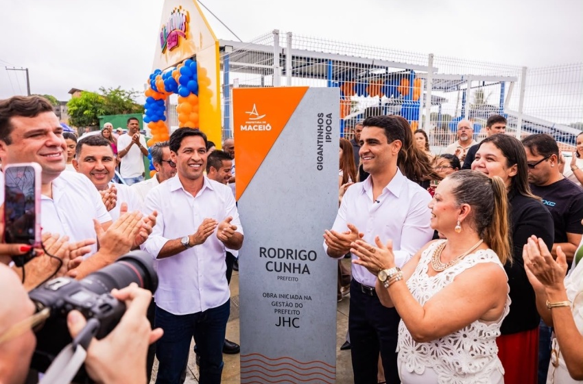 Prefeito Rodrigo Cunha entrega Gigantinhos Bilíngue de Ipioca e reforça compromisso com a educação infantil