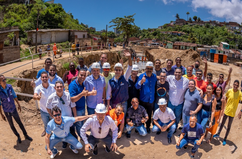 Prefeitura apresenta a vereadores e lideranças avanço das obras do Renasce Salgadinho