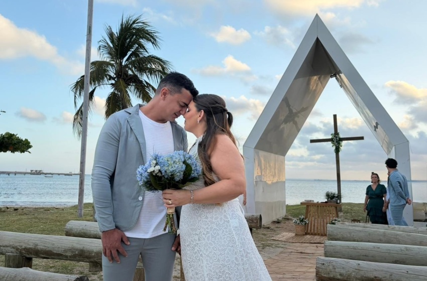 Casamento com vista para o mar: casal paulista realiza sonho na Capelinha do Jaraguá