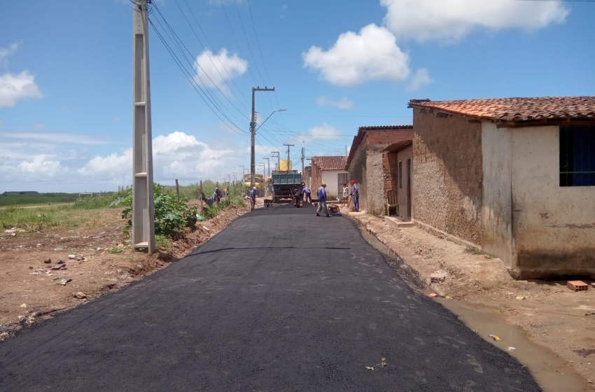 Prefeitura realiza ações de infraestrutura no Conjunto Carminha, Benedito Bentes