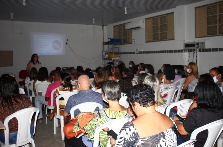 Relação entre gestão e conselho escolar é tema de formação pedagógica