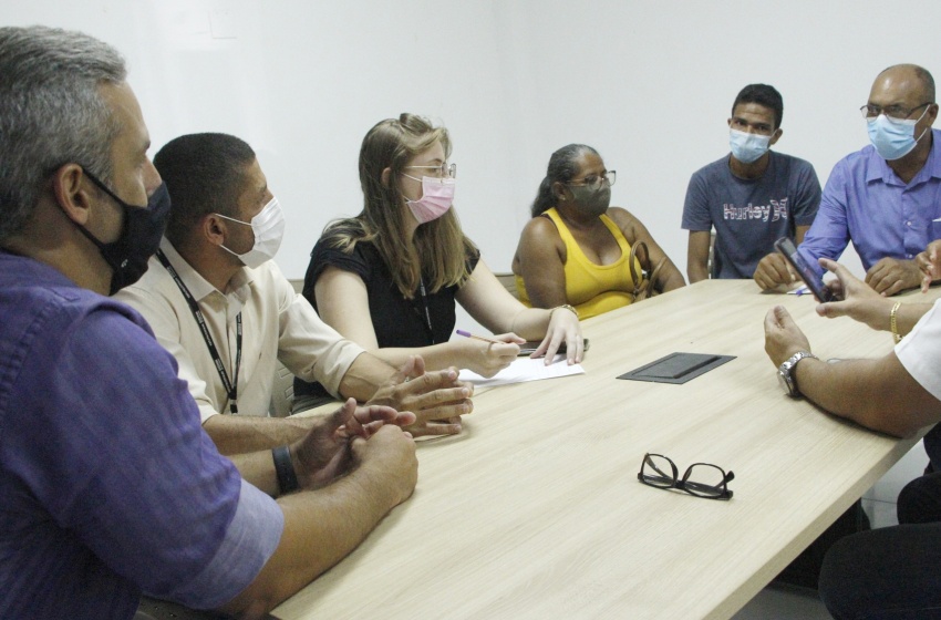 Secretário de Infraestrutura recebe lideranças comunitárias do Jacintinho