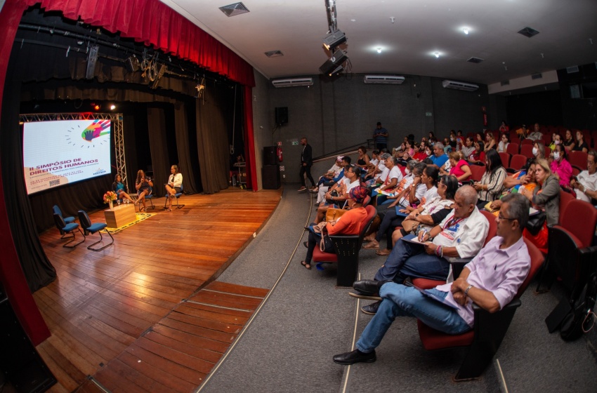 Assistência Social promove debate sobre Direitos Humanos e entrega prêmio Jadson Andrade