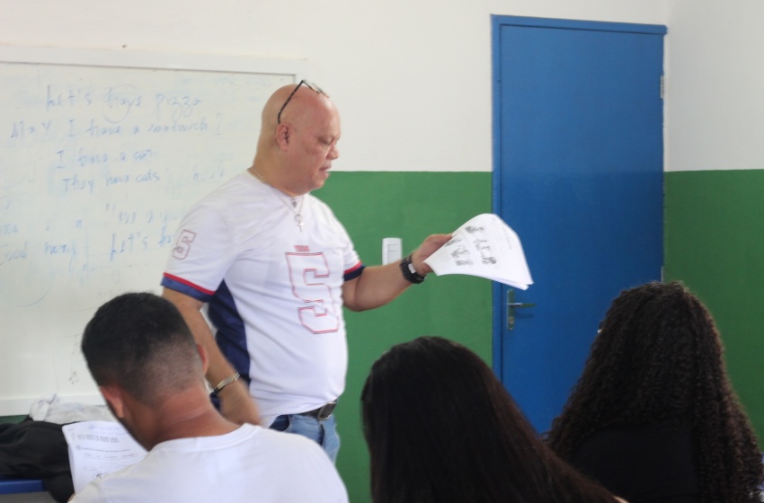 Semed oferece 110 vagas para cursos gratuitos de espanhol