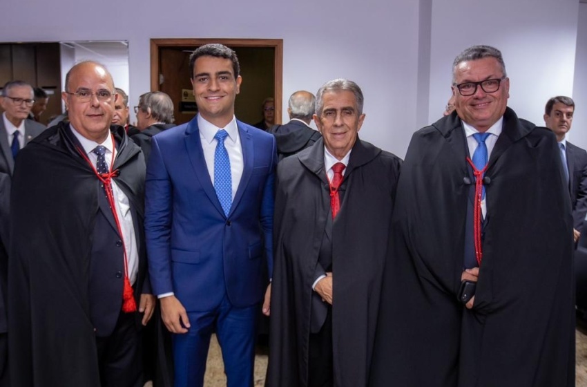 Gestão de Maceió prestigia posse solene do desembargador Fernando Tourinho
