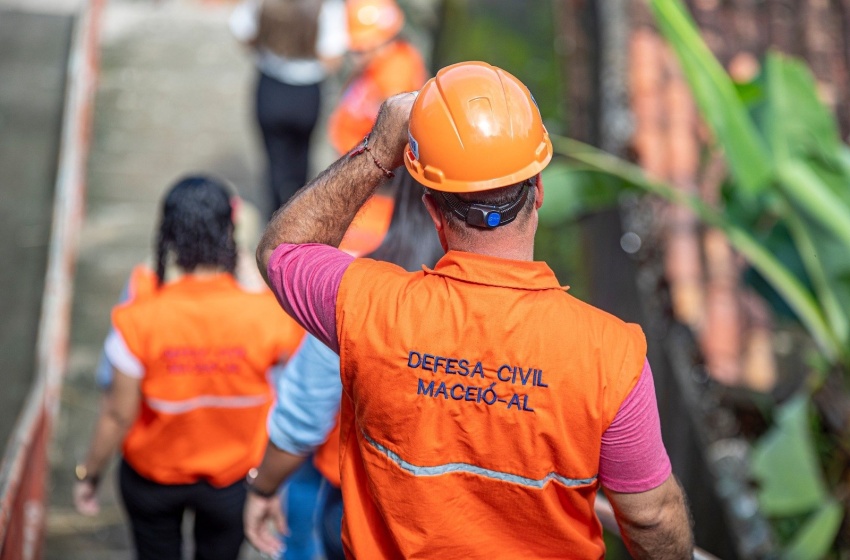 Defesa Civil aumenta equipes de plantão neste final de semana