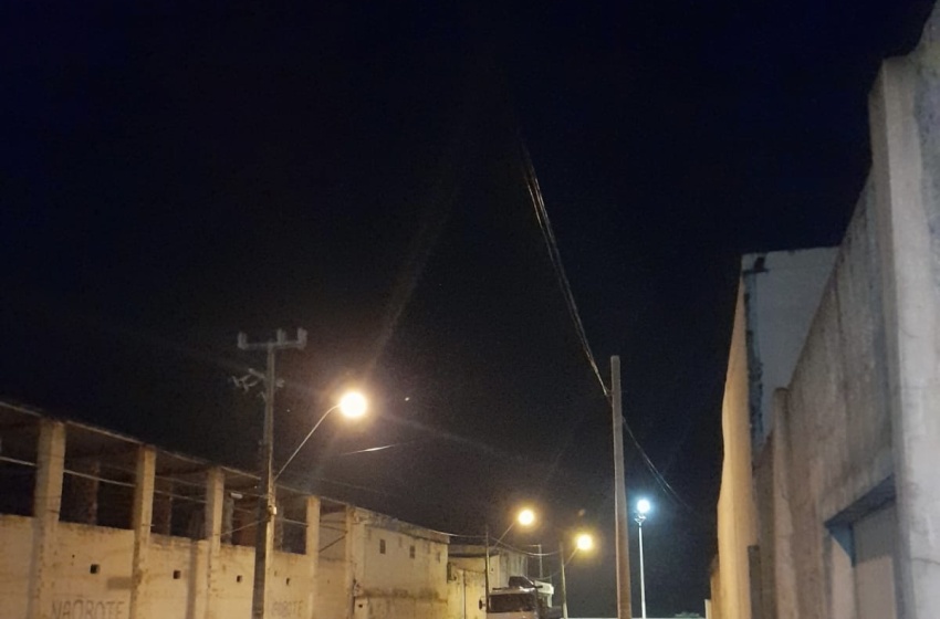 Conjunto Vila dos Pescadores tem luz restabelecida