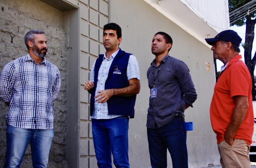 Infraestrutura realiza visita técnica na Rua da Alegria no Centro de Maceió