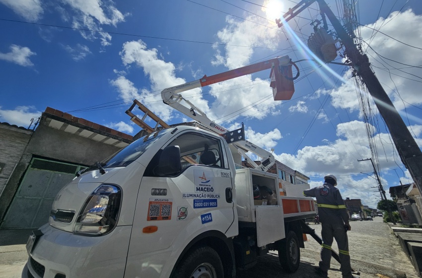 Prefeitura de Maceió leva iluminação 100% LED à comunidade da Portelinha