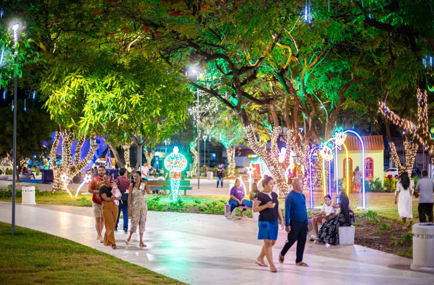 Vilas temáticas movimentam praças revitalizadas e impulsionam a economia em Maceió