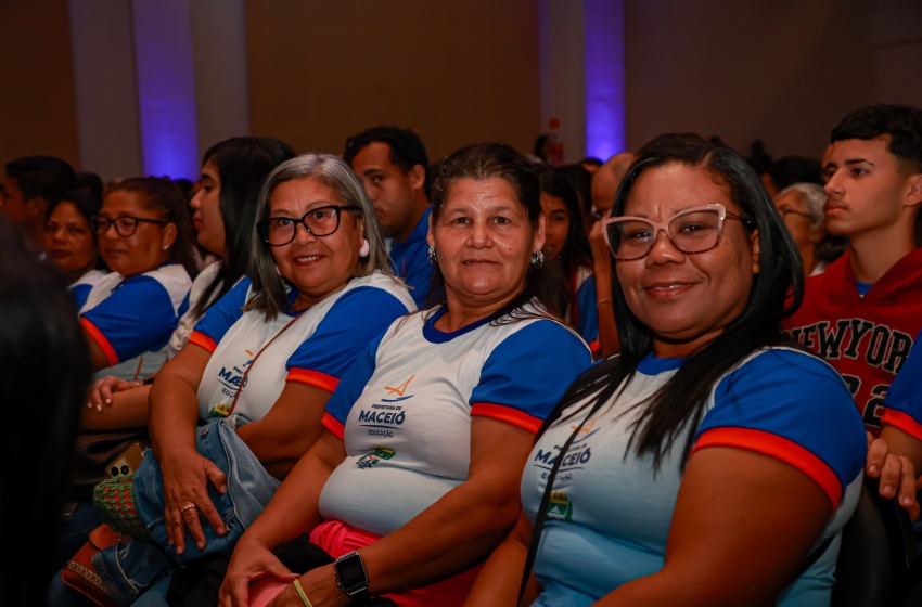 Prefeitura de Maceió abre sete mil vagas para Educação de Jovens, Adultos e Idosos em 2026