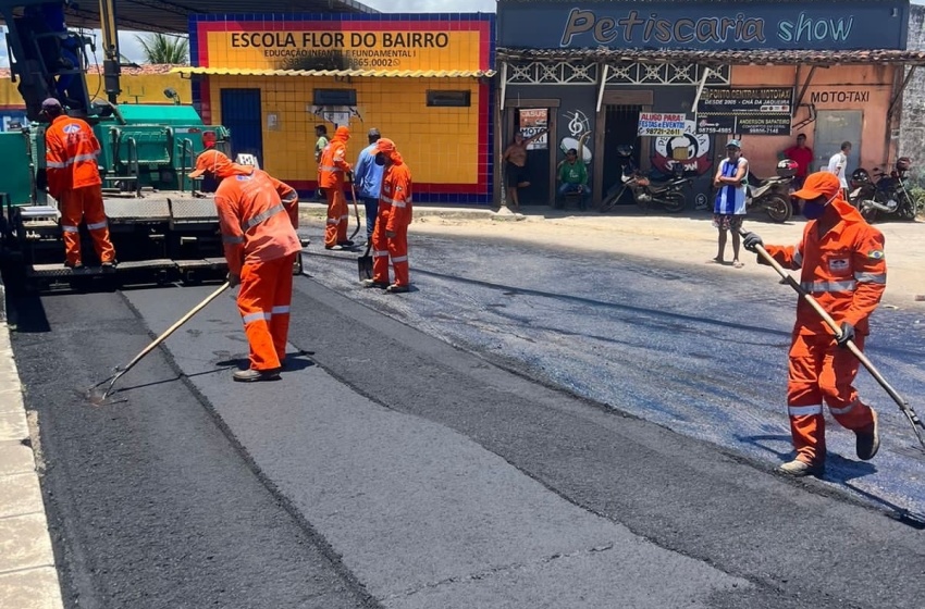 Via no Jardim Petrópolis recebe novo recapeamento