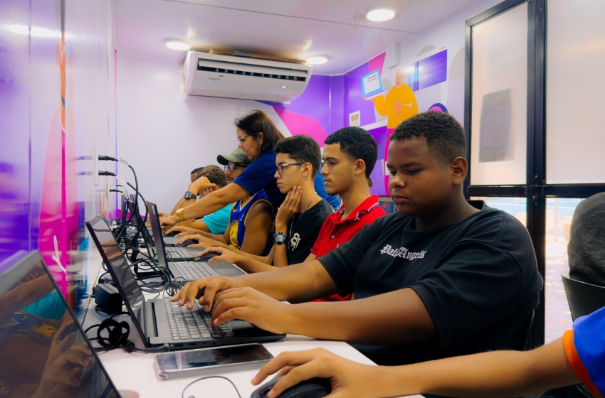 Tech Massa retoma atividades e leva cursos gratuitos ao Benedito Bentes e ao Rio Novo