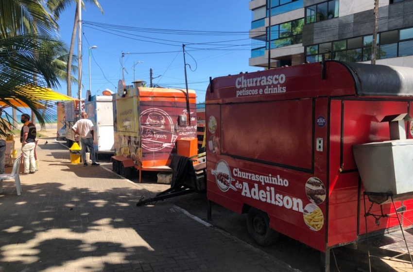 Secretaria inicia ordenamento de food trucks em espaços públicos