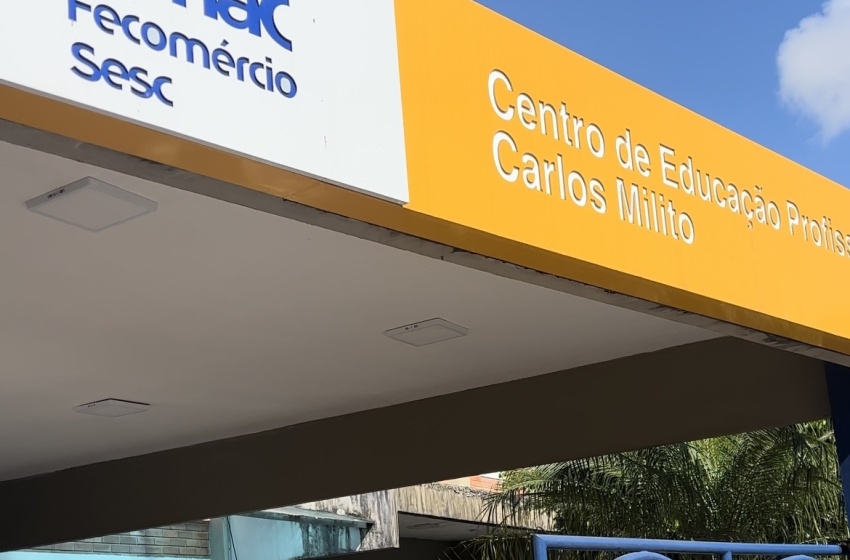 Jovens do Flexal iniciam formação em Manicure e Pedicure no Senac Poço