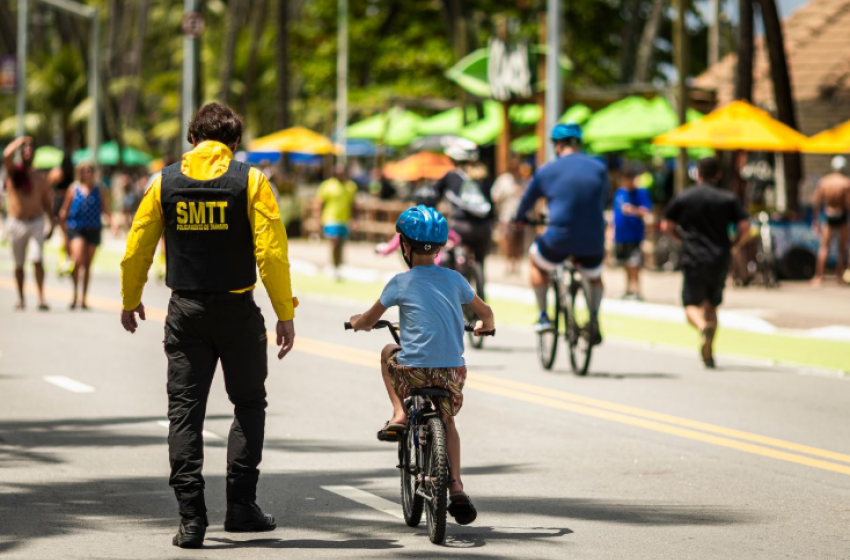 Dezembro terá Rua Aberta na orla marítima aos sábados e domingos