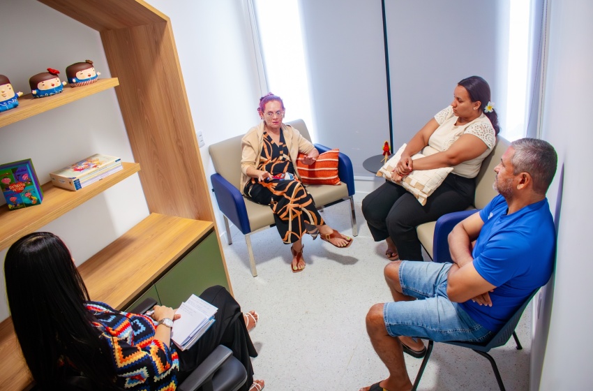 Casa do Autista de Maceió fortalece rede de apoio e acolhe famílias em rodas de conversa com pais e responsáveis