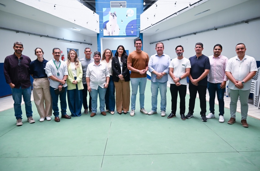 Sebema recebe comitiva de Caruaru para apresentar estrutura e fluxos do HC Pet