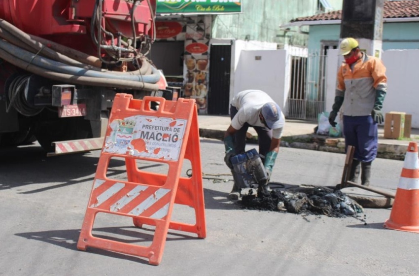 Prefeitura de Maceió desobstrui mais de 10.500 metros de galerias pluviais