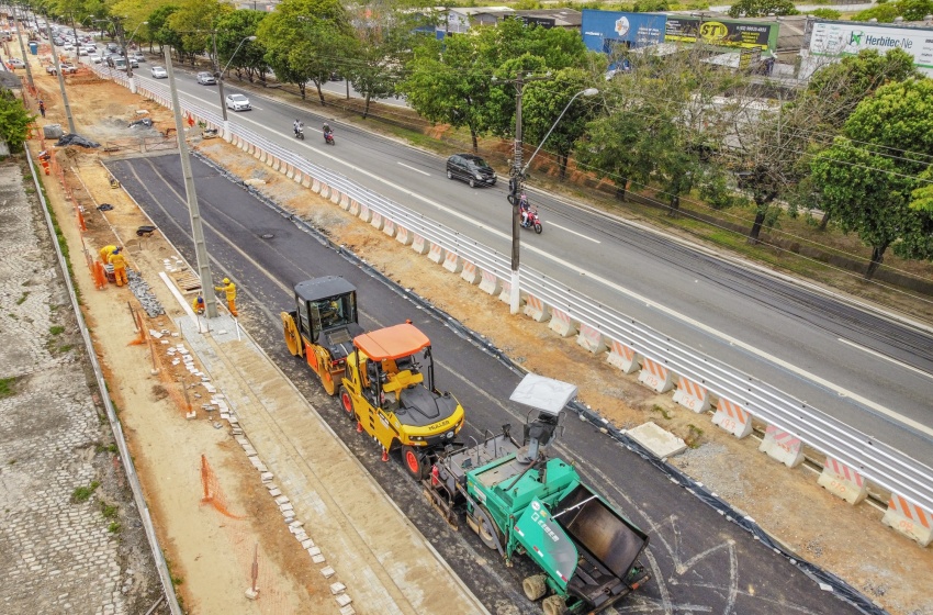 Obras de mobilidade urbana avançam na Avenida Durval de Góes Monteiro