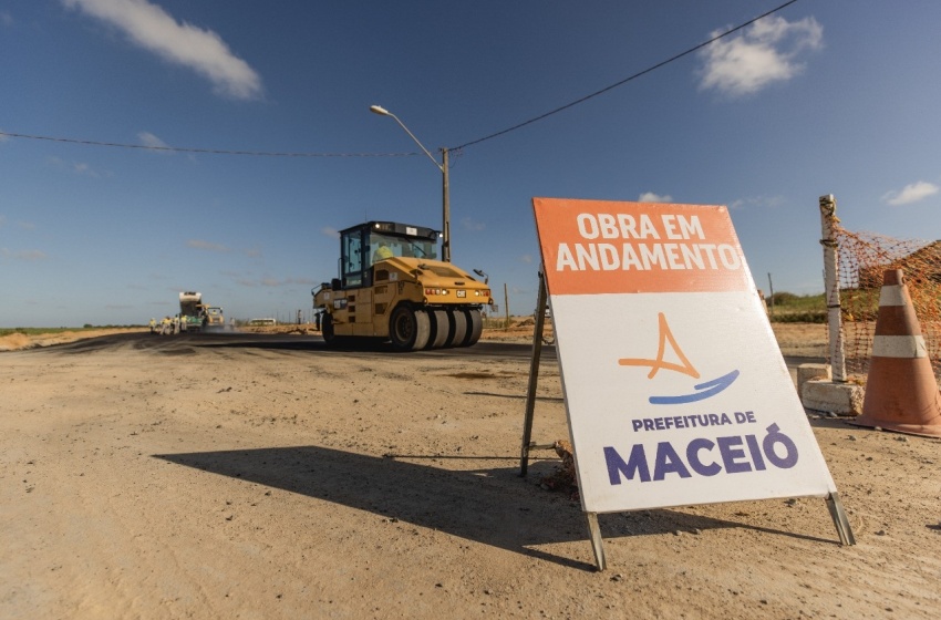 Primeiro trecho de pavimentação da Avenida Alice Karoline é concluído