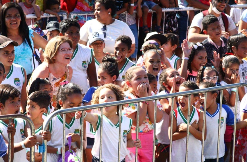 Estudantes e gestores da Educação participam do Massayó Kids