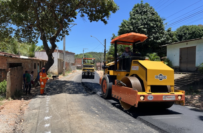 Prefeitura conclui pavimentação em via de acesso à Grota do Andraújo