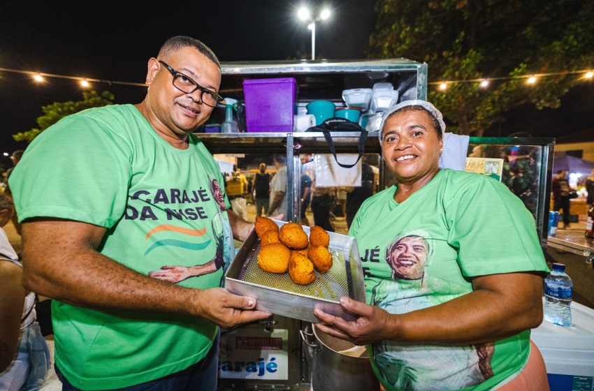 Festival Abril Pra Cultura gera renda extra para ambulantes durante final de semana
