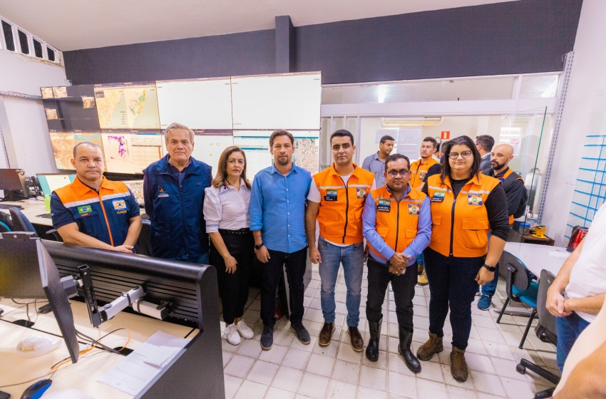 Prefeitura se reúne com Defesa Civil Nacional e reforça que a prioridade em Maceió é salvar vidas