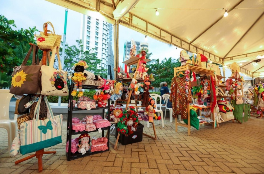 Ponta Verde recebe a 1ª Feira Itinerante da Economia Solidária