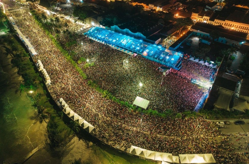 Festa em Jaraguá bate recorde e alcança público de 100 mil pessoas na noite de São João