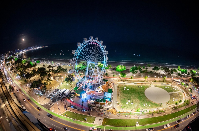 JHC inaugura roda-gigante e destaca fortalecimento do turismo e da economia de Maceió