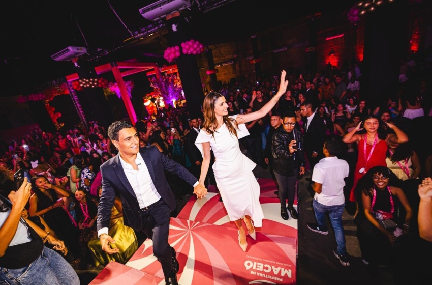 JHC celebra festa coletiva de debutantes e reforça papel da educação na transformação social