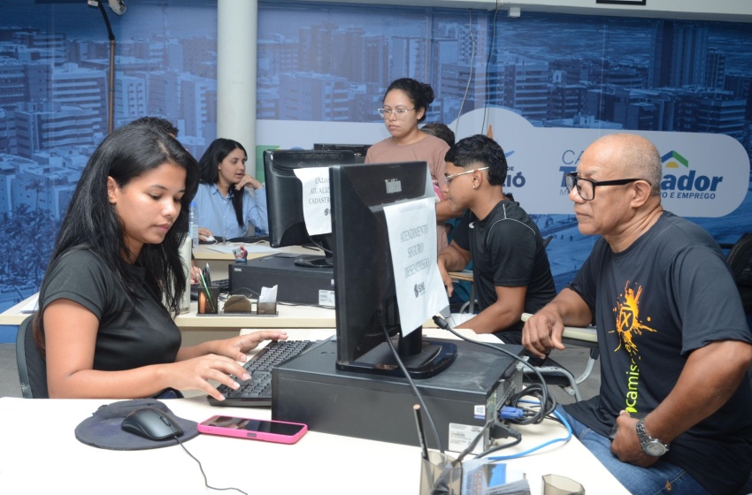 Secretaria do Trabalho atende mais de 1,5 mil trabalhadores por mês pelo Sine Maceió