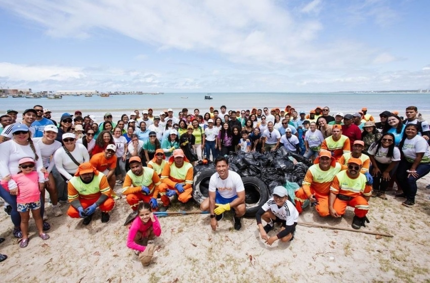 Prefeito Rodrigo Cunha participa de mobilização mundial pela limpeza de praias, rios e mangues em Maceió