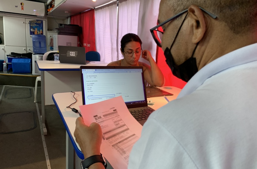 Moradores da Santa Lúcia recebem atendimentos do Cadastro Único
