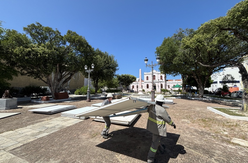 Ilumina inicia montagem da ornamentação para o Festival Internacional de Cultura de Maceió