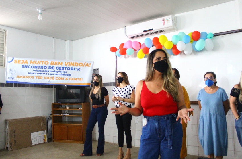 Núcleo de Tecnologias Educacionais atua na formação tecnológica de professores da rede municipal