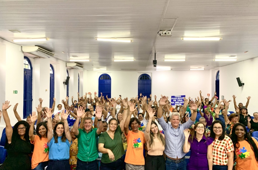 Segundo dia de Show de Talentos reúne cerca de 200 idosos do Serviço de Convivência