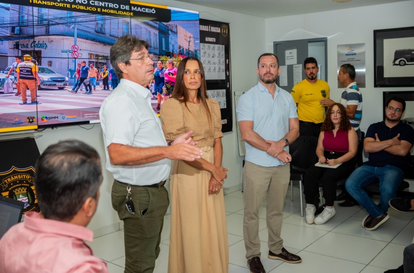 DMTT apresenta plano de trânsito e transporte para comerciantes do Centro