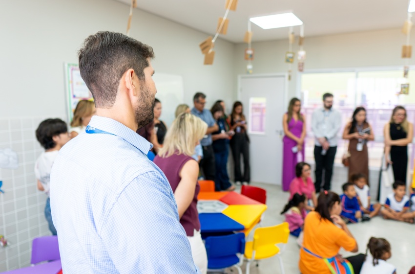 Equipe da Educação de São Paulo visita Gigantinho em Maceió e conhece modelo de educação bilíngue